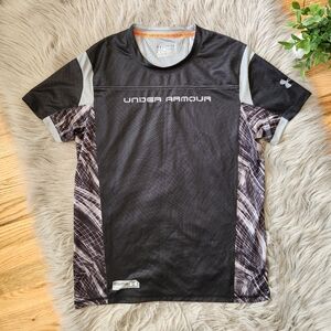 Under Armour Men's Regular Fit Athletic Tee